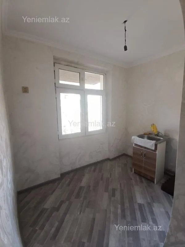 Satılır 2 otaqlı köhnə tikili 50 m²