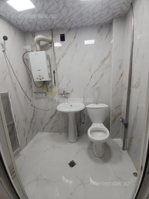 Satılır 2 otaqlı köhnə tikili 50 m²