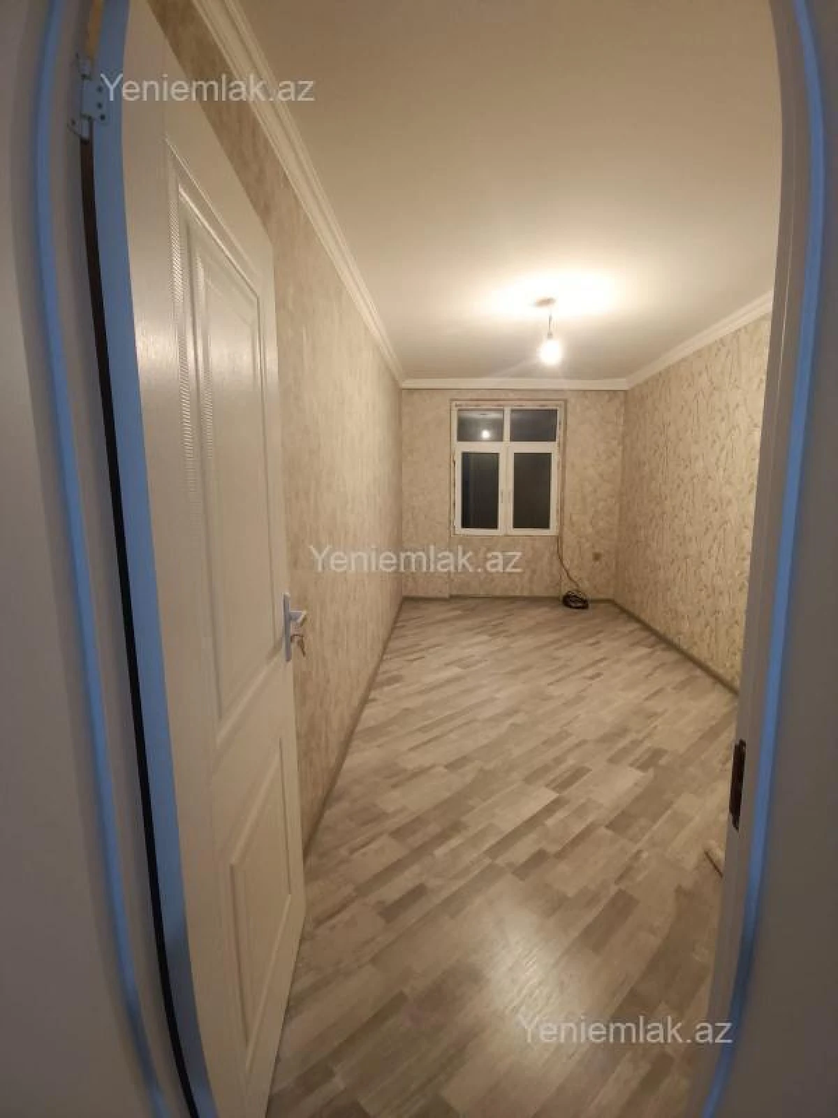 Satılır 2 otaqlı köhnə tikili 50 m²