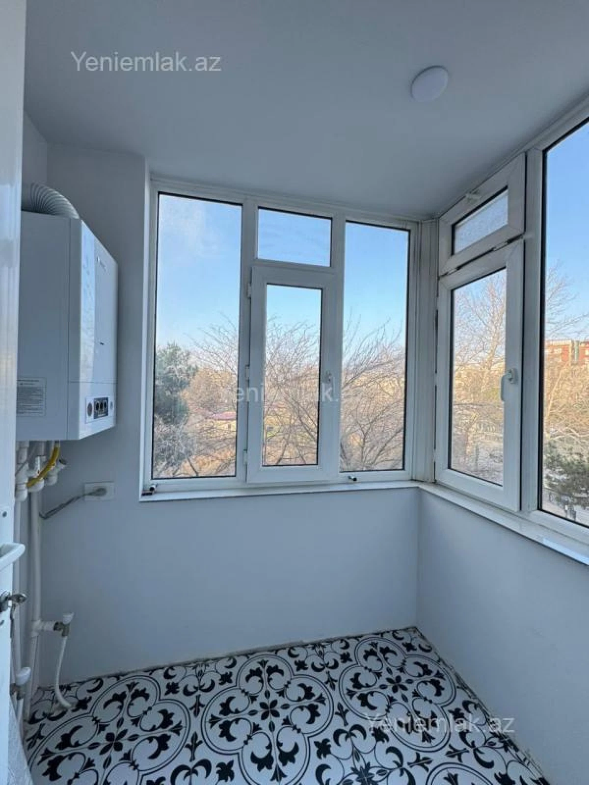 Satılır 2 otaqlı köhnə tikili 45 m²
