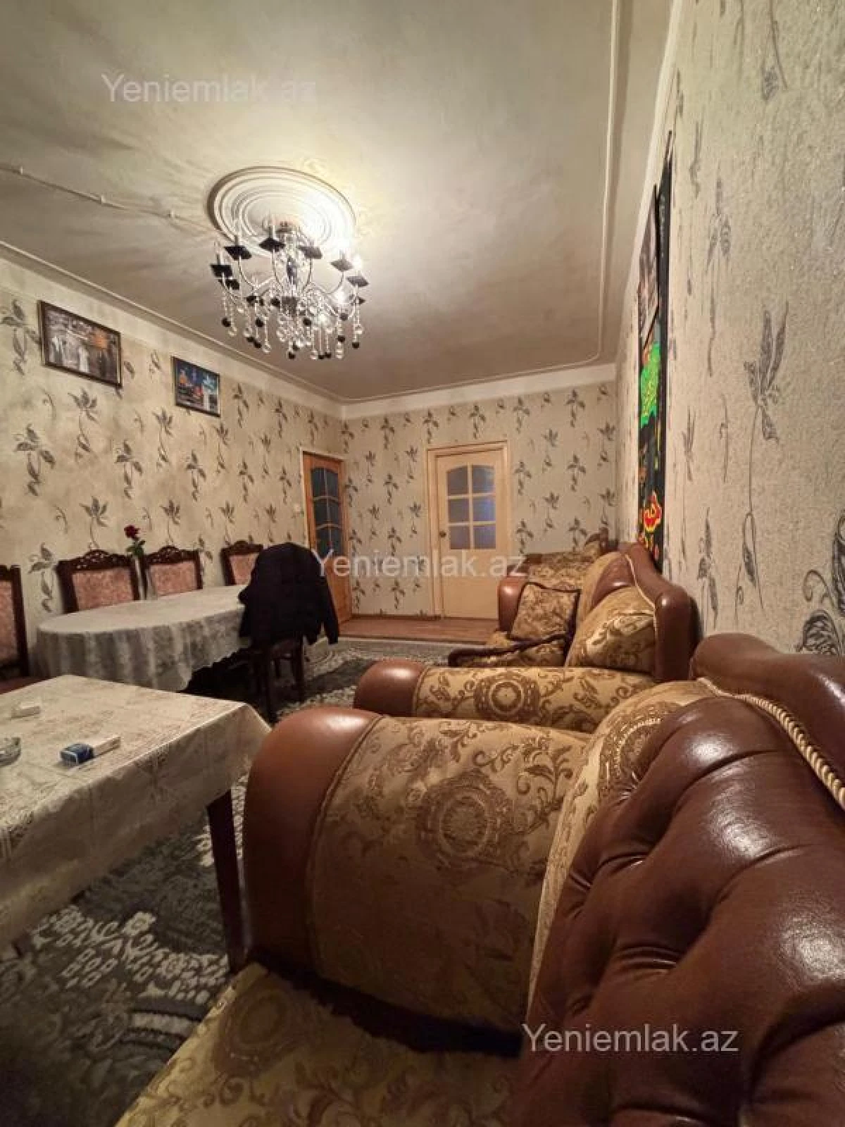 Satılır 4 otaqlı köhnə tikili 110 m²