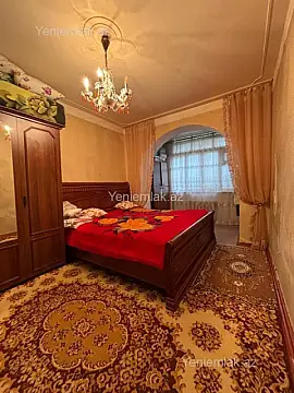 Satılır 4 otaqlı köhnə tikili 110 m²