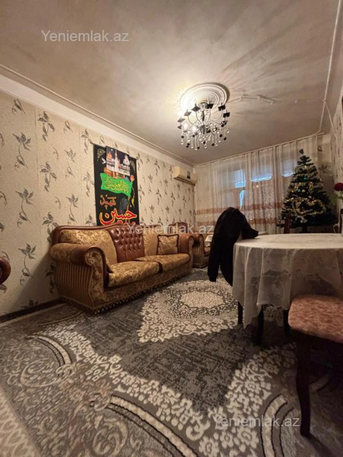 Satılır 4 otaqlı köhnə tikili 110 m²