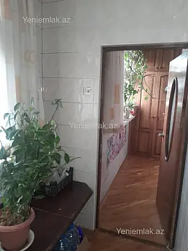 Satılır 3 otaqlı köhnə tikili 85 m²