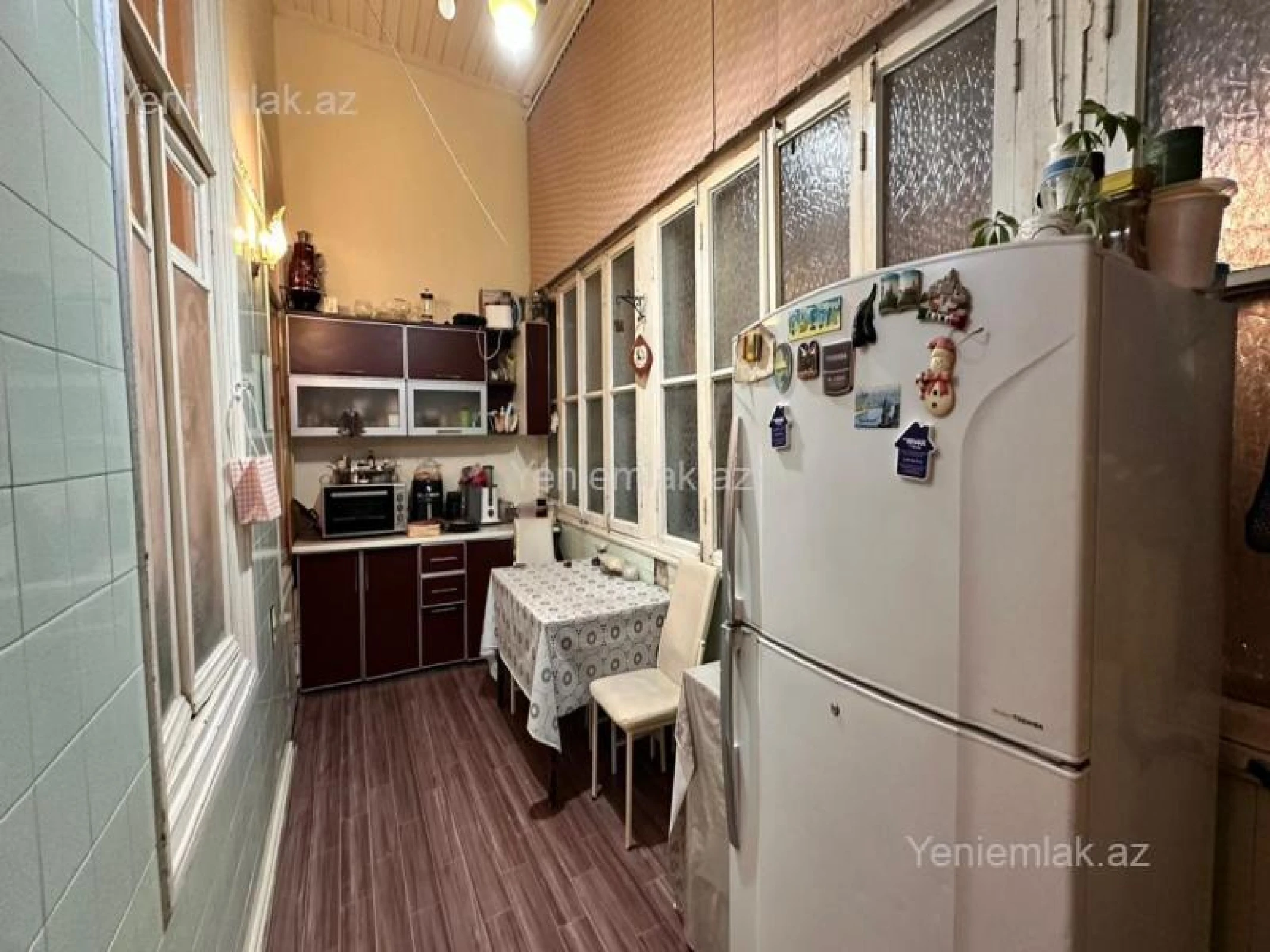 Satılır 3 otaqlı köhnə tikili 120 m²