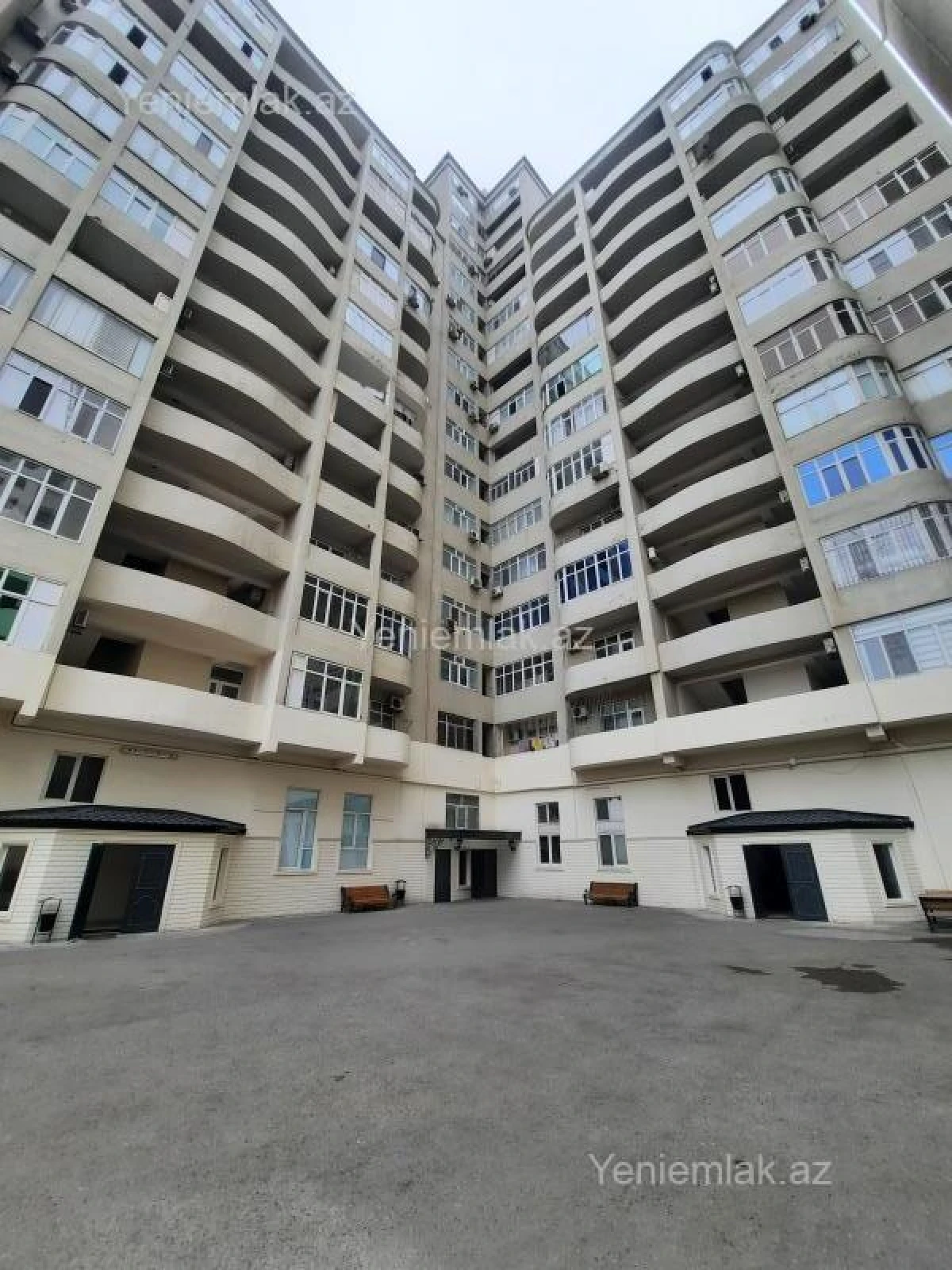 Satılır 3 otaqlı yeni tikili 155 m²