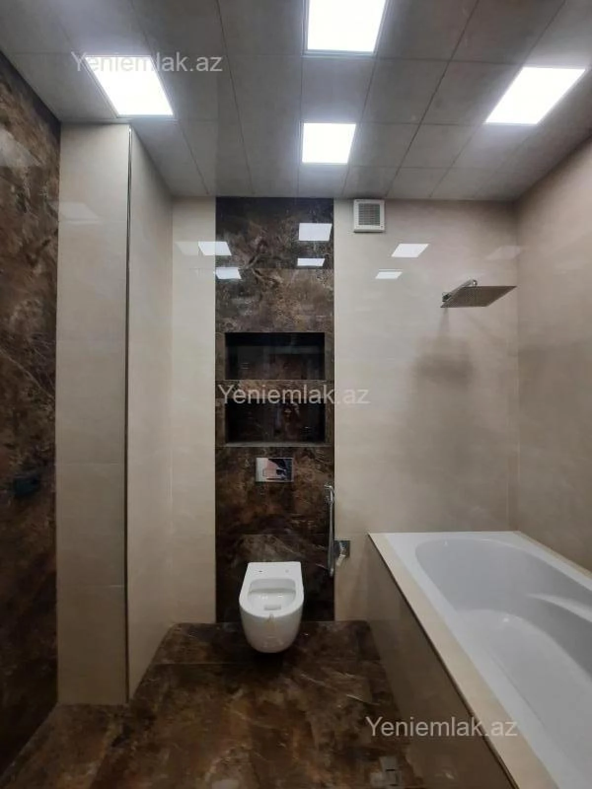 Satılır 3 otaqlı yeni tikili 155 m²