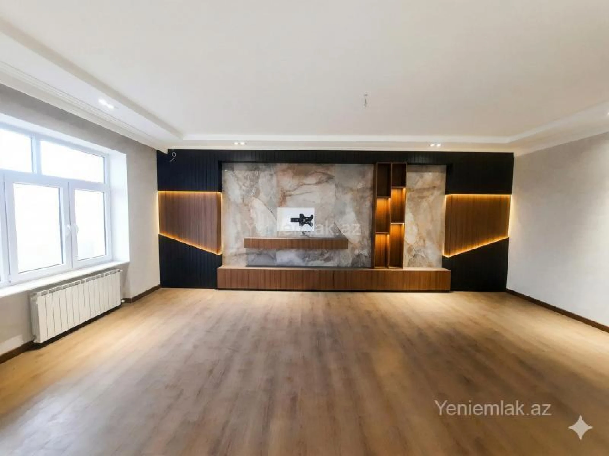 Satılır 3 otaqlı yeni tikili 155 m²