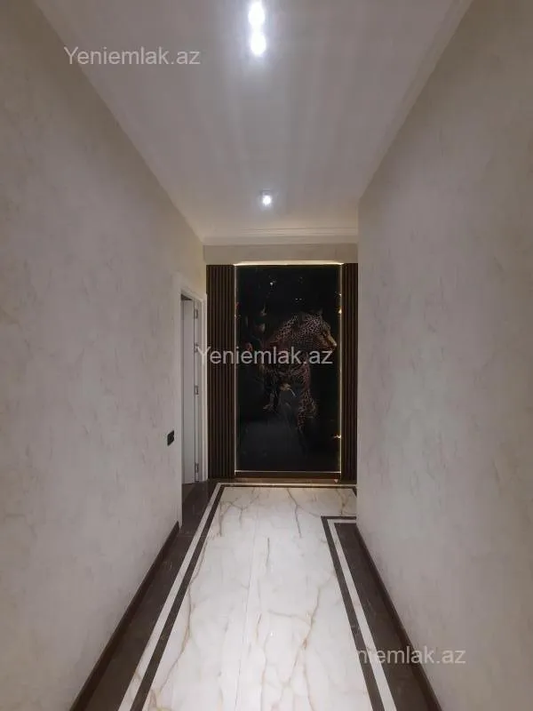 Satılır 3 otaqlı yeni tikili 155 m²