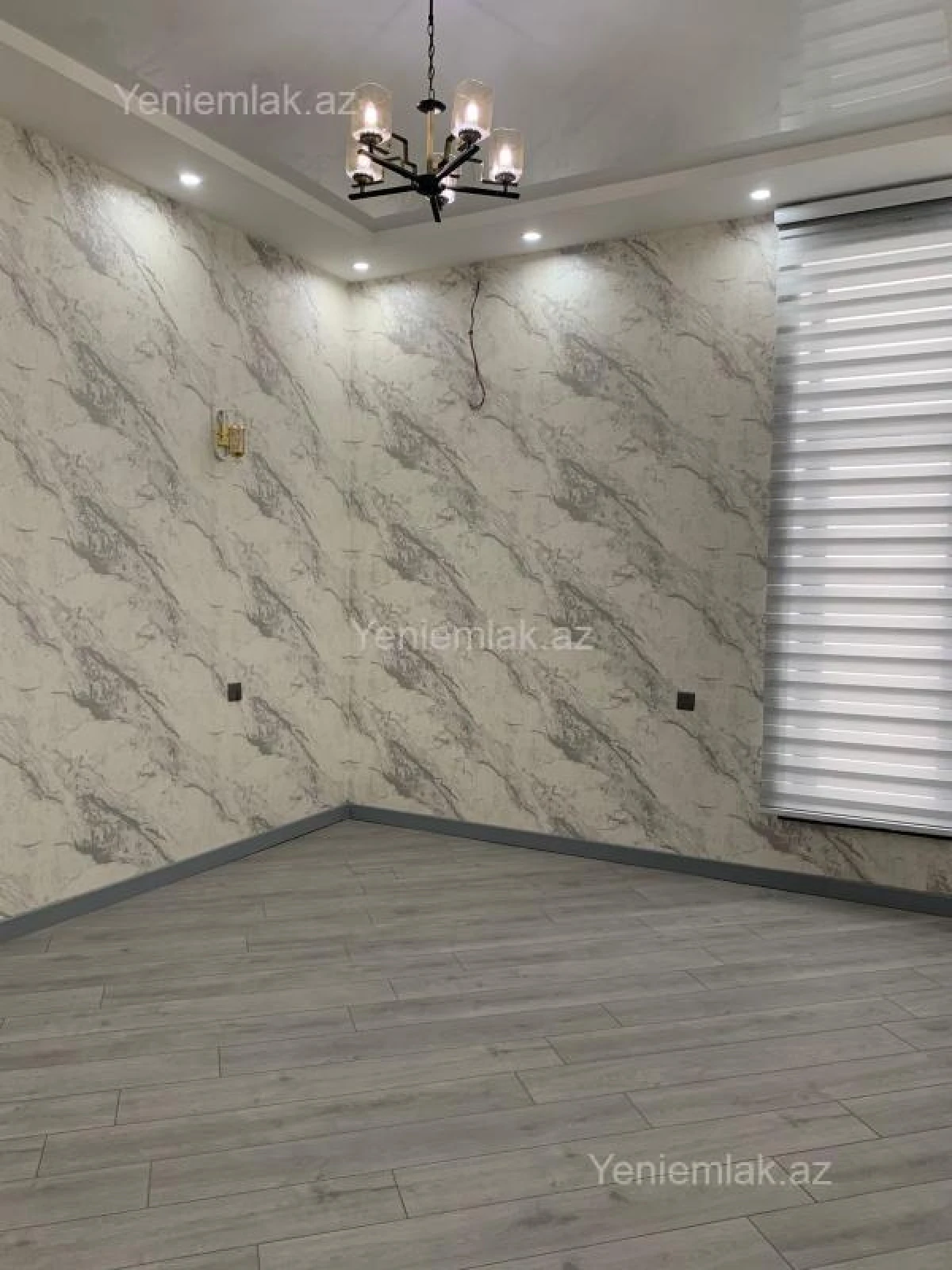 Satılır 5 otaqlı həyət evi 250 m²