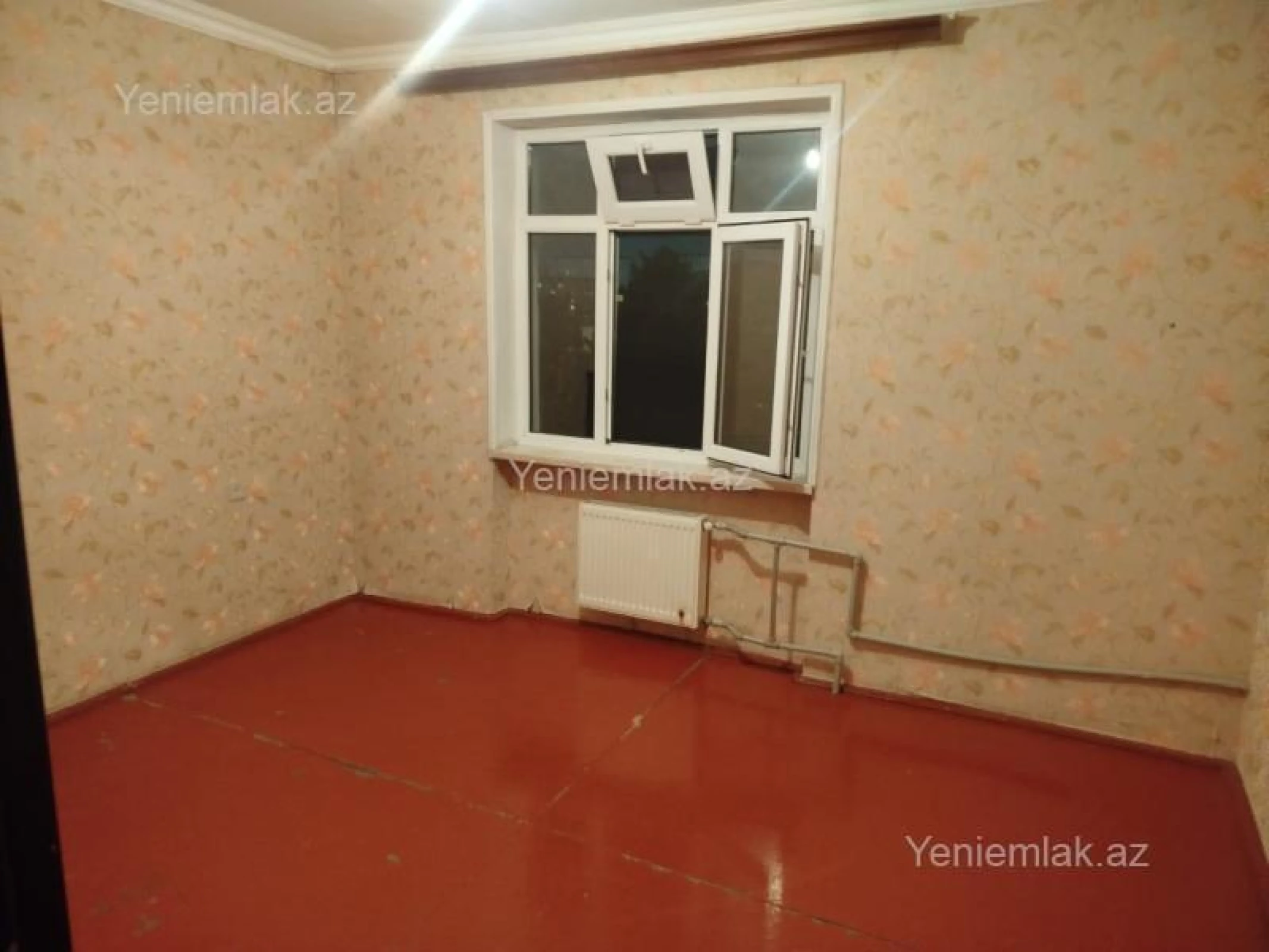 Satılır 2 otaqlı köhnə tikili 55 m²
