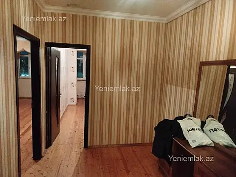 Satılır 2 otaqlı köhnə tikili 55 m²