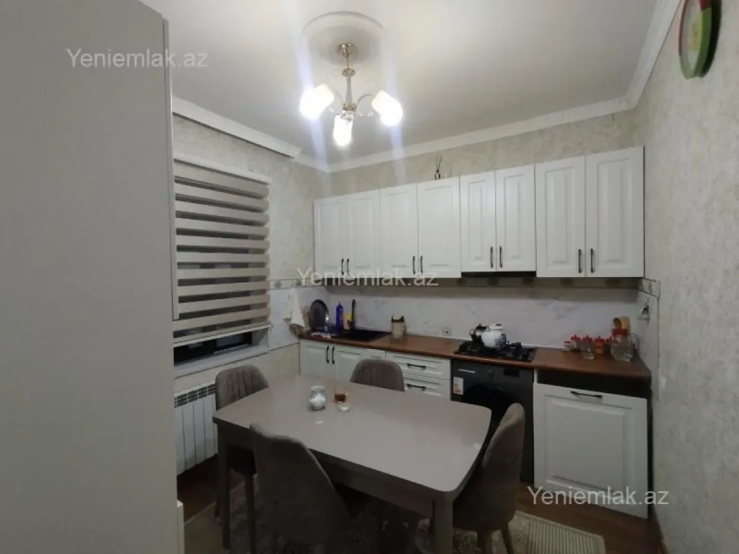 Satılır 3 otaqlı həyət evi 100 m²