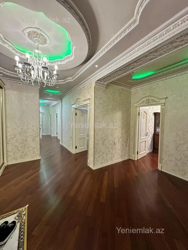 Satılır 4 otaqlı yeni tikili 168 m²