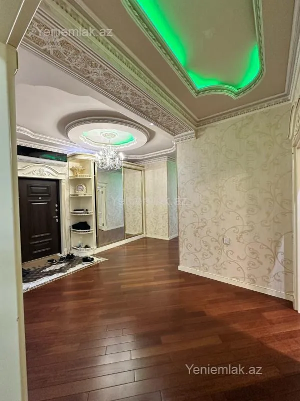 Satılır 4 otaqlı yeni tikili 168 m²