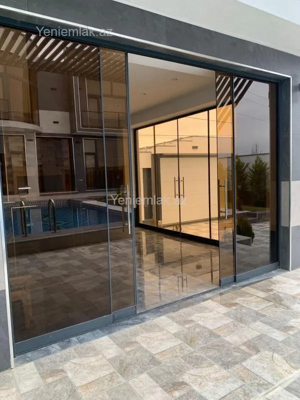 Satılır 5 otaqlı həyət evi 250 m²