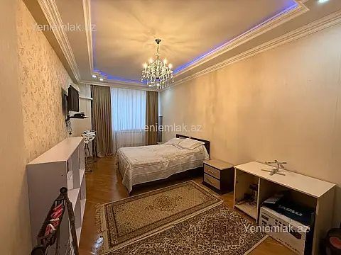Satılır 4 otaqlı yeni tikili 145 m²