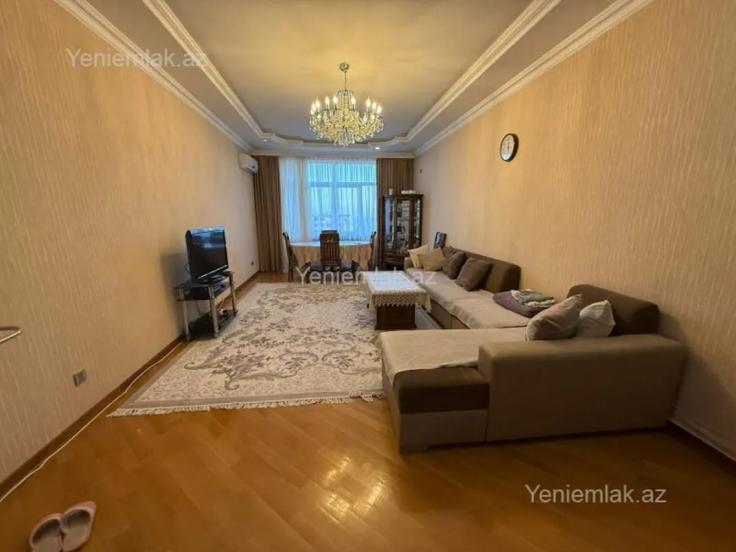 Satılır 4 otaqlı yeni tikili 145 m²