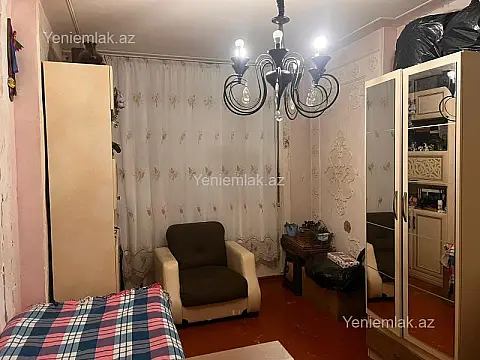 Satılır 3 otaqlı köhnə tikili 80 m²