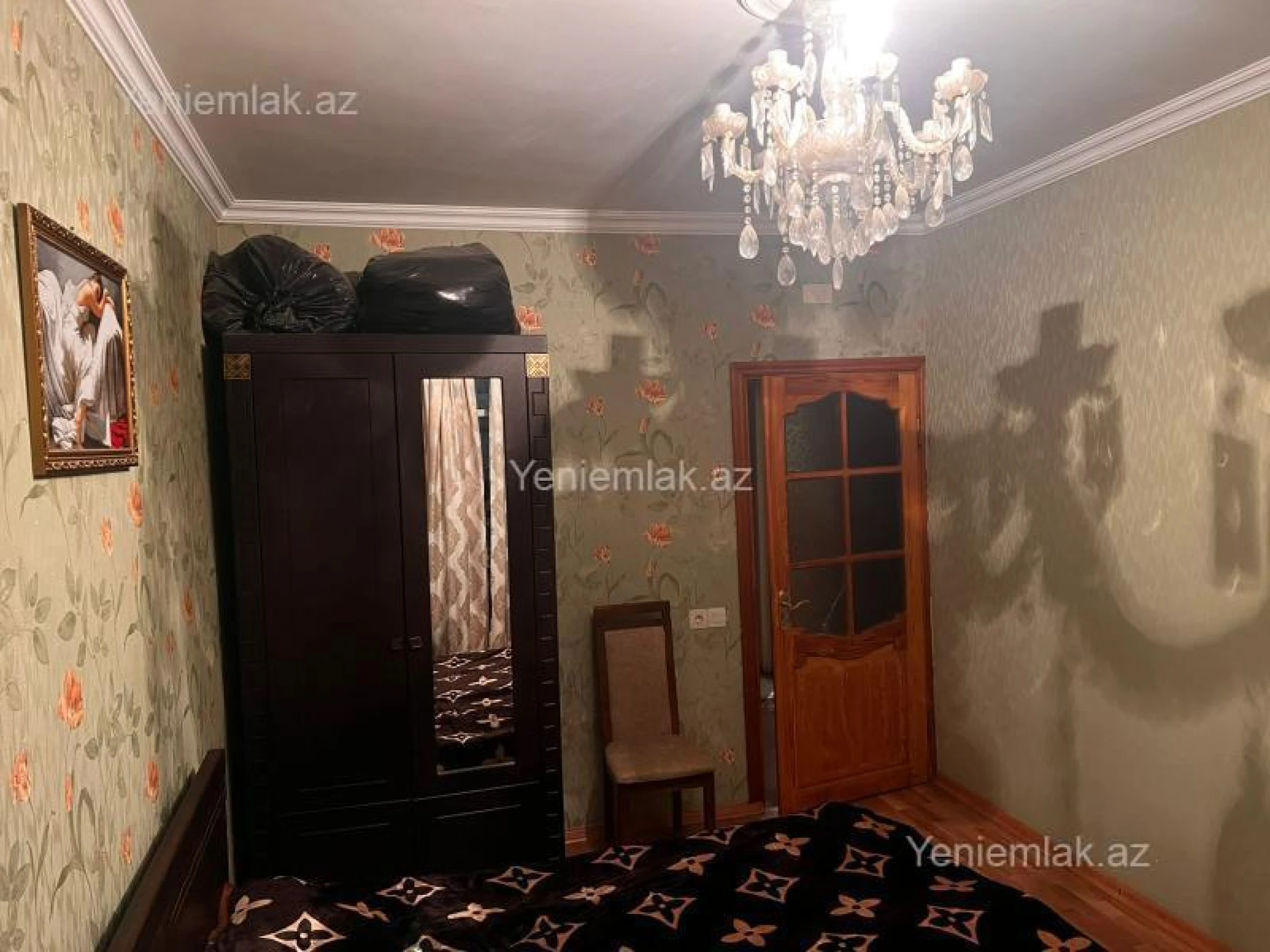 Satılır 3 otaqlı köhnə tikili 80 m²