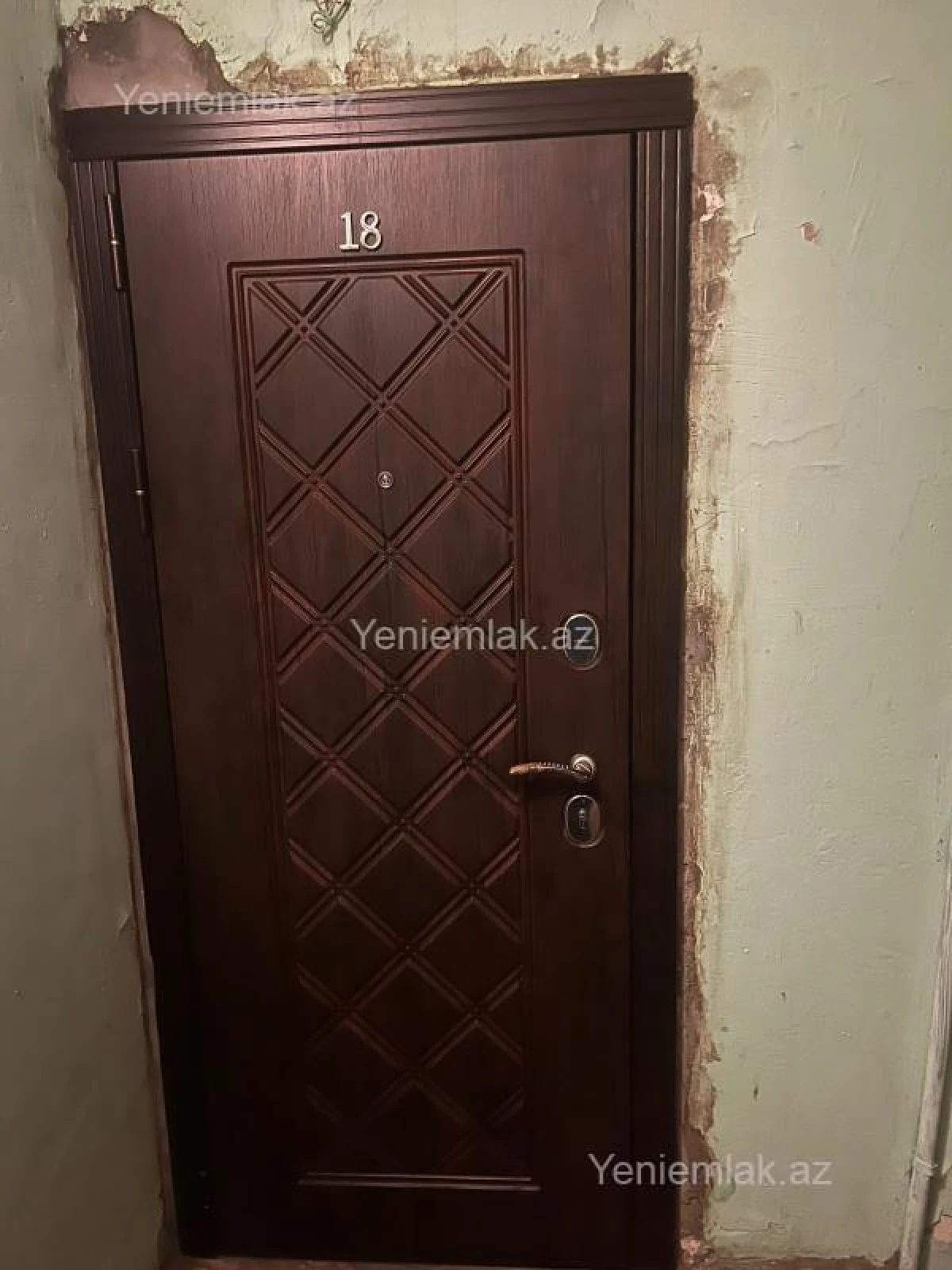 Satılır 3 otaqlı köhnə tikili 80 m²