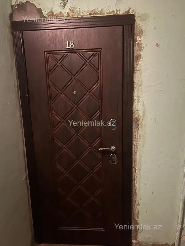 Satılır 3 otaqlı köhnə tikili 80 m²