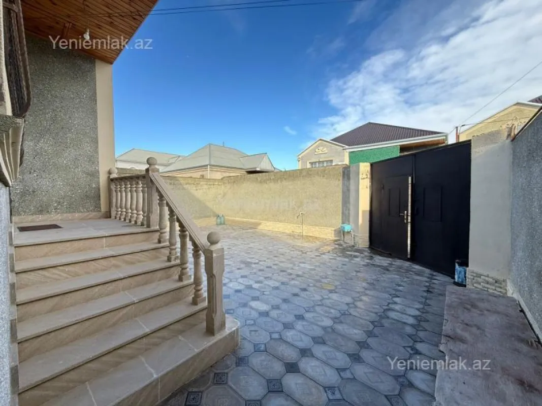 Satılır 4 otaqlı həyət evi 110 m²