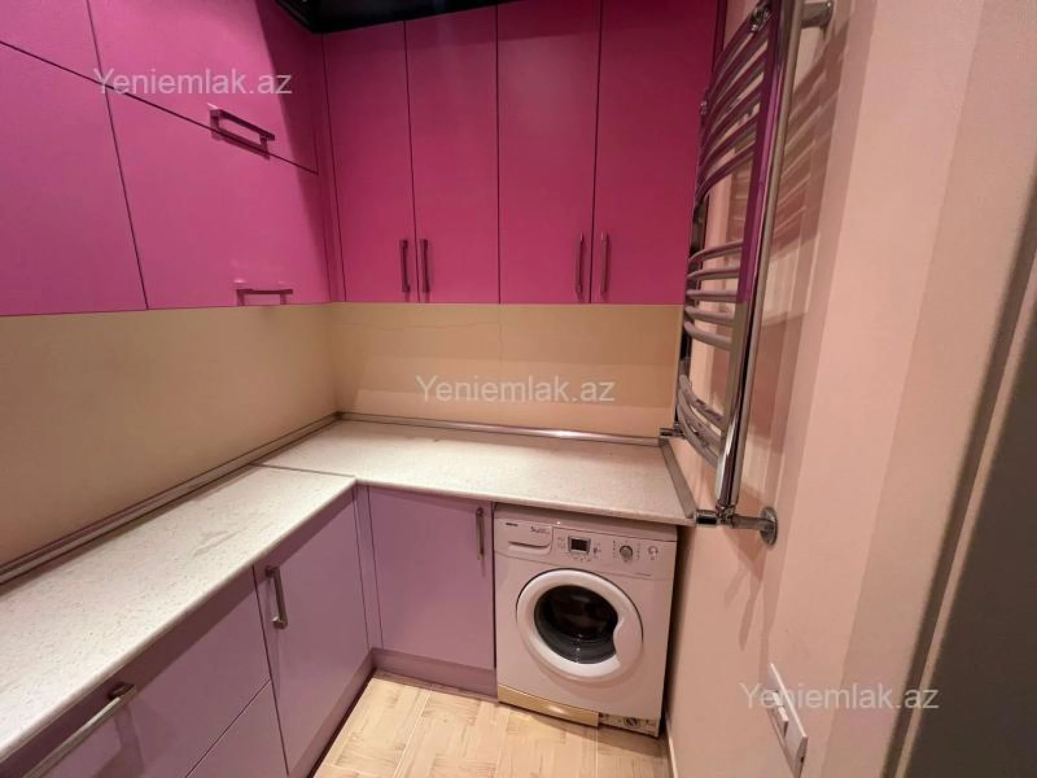 Satılır 5 otaqlı yeni tikili 185 m²