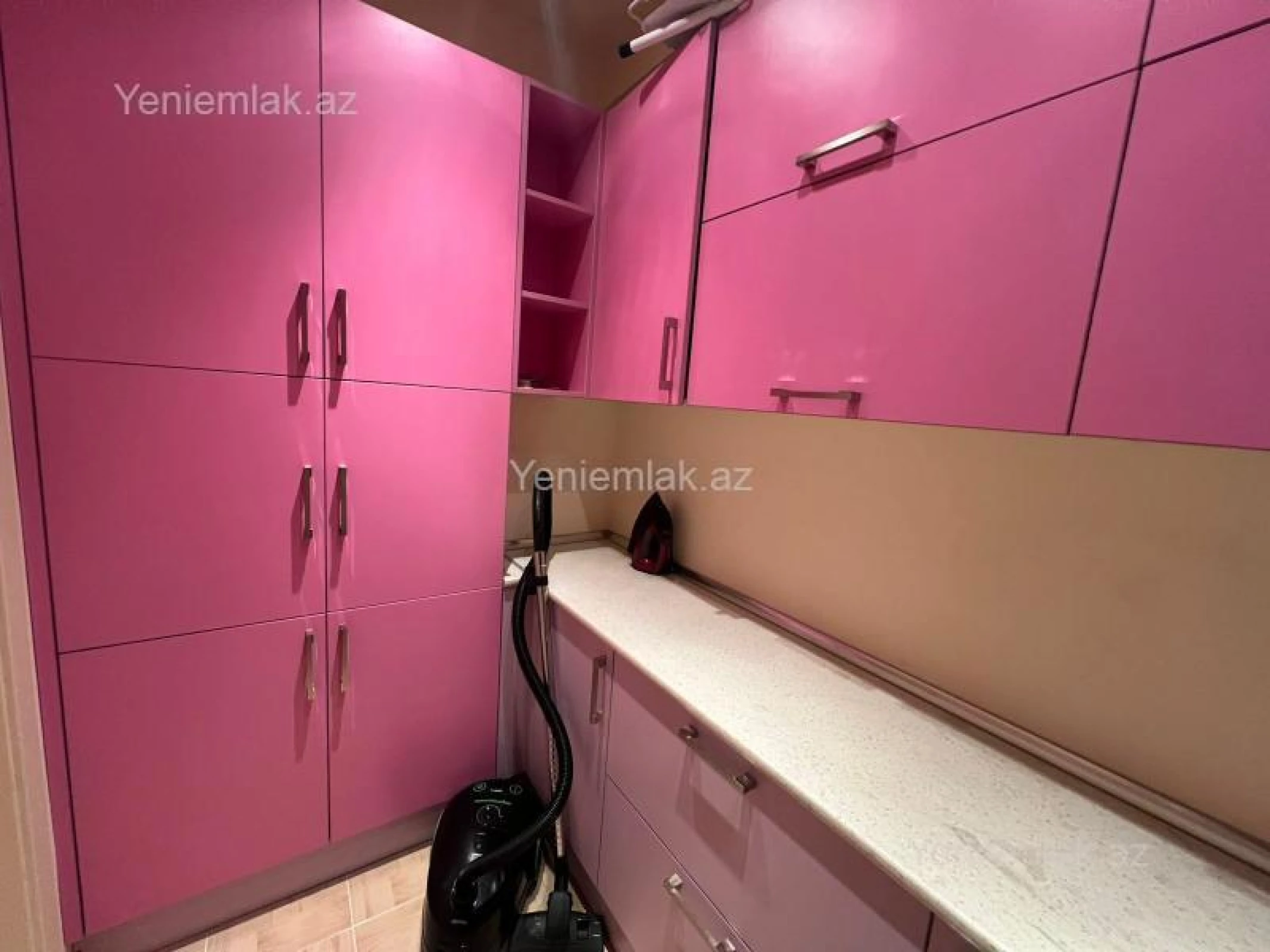 Satılır 5 otaqlı yeni tikili 185 m²