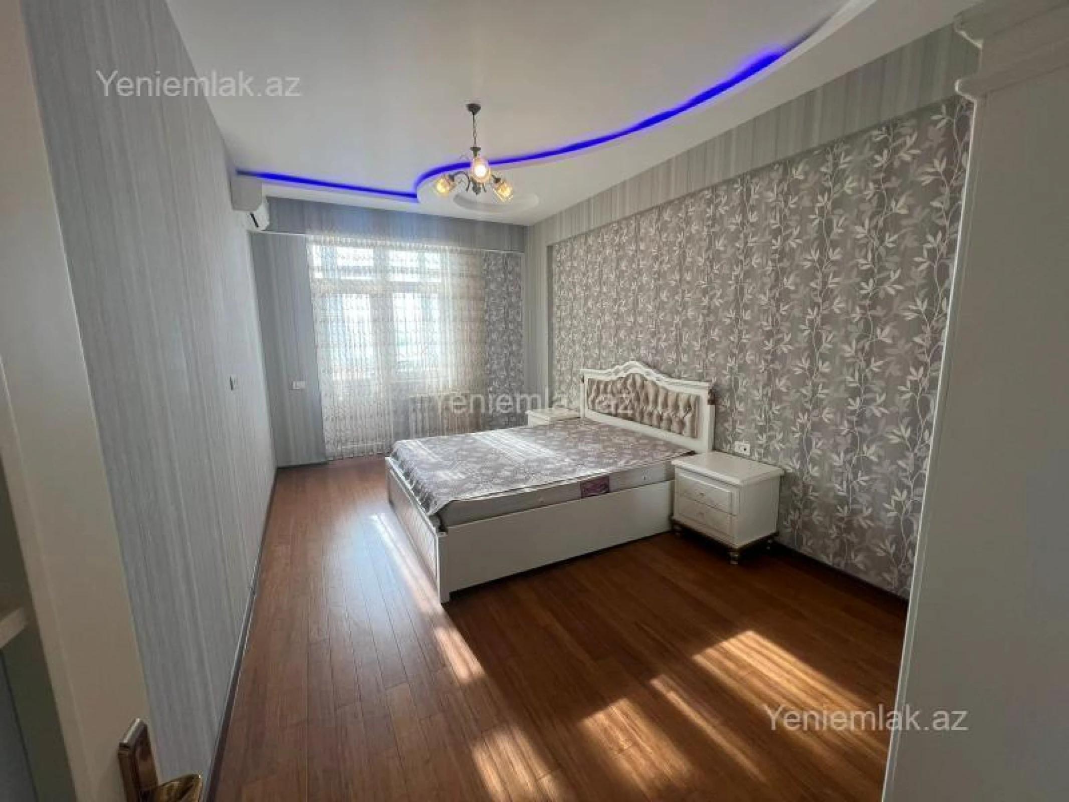 Satılır 5 otaqlı yeni tikili 185 m²