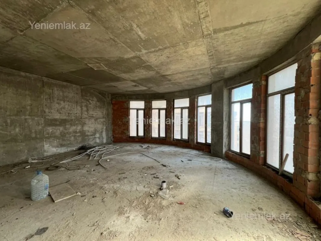 Satılır 3 otaqlı yeni tikili 144 m²