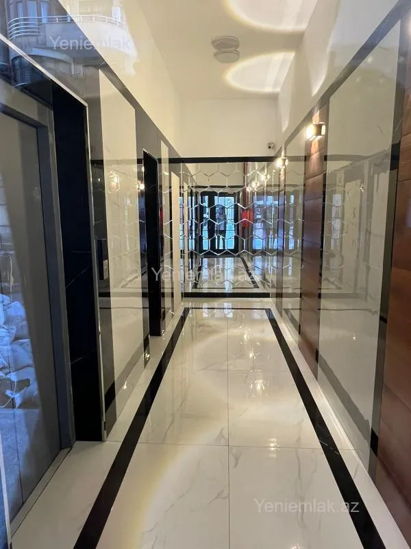 Satılır 3 otaqlı yeni tikili 144 m²