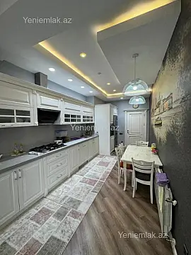 Satılır 4 otaqlı yeni tikili 181 m²