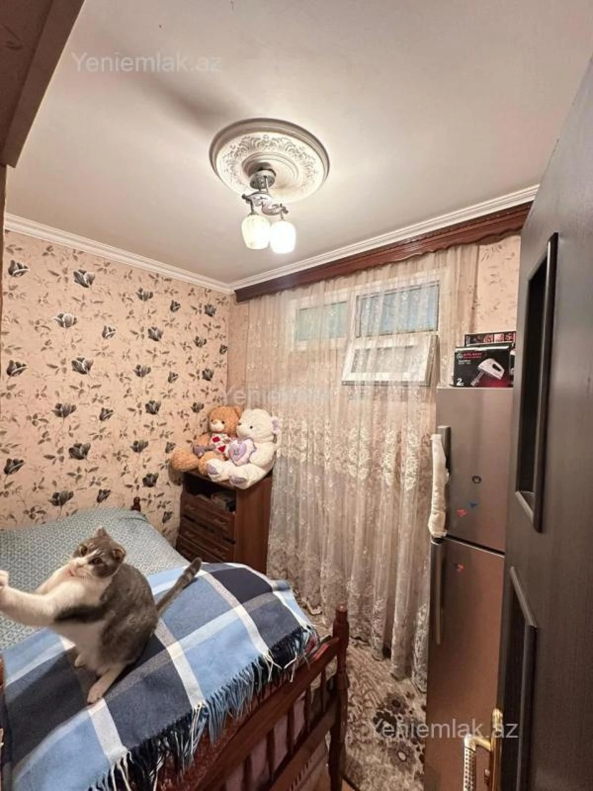 Satılır 4 otaqlı köhnə tikili 100 m²