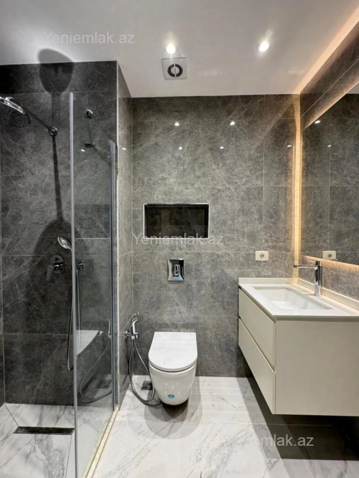 Satılır 3 otaqlı yeni tikili 58.84 m²