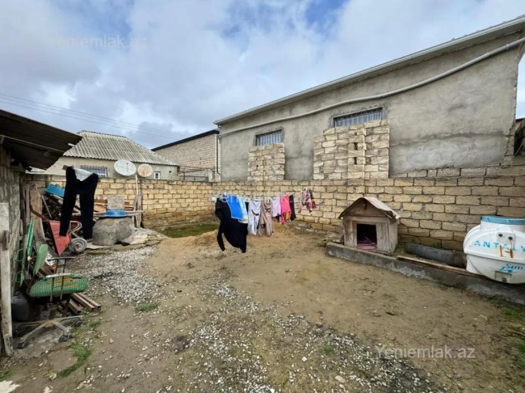 Satılır 3 otaqlı həyət evi 90 m²