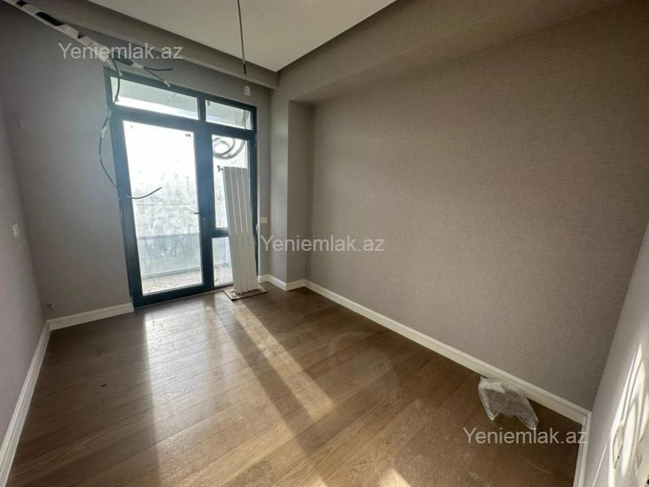 Satılır 3 otaqlı yeni tikili 84.3 m²