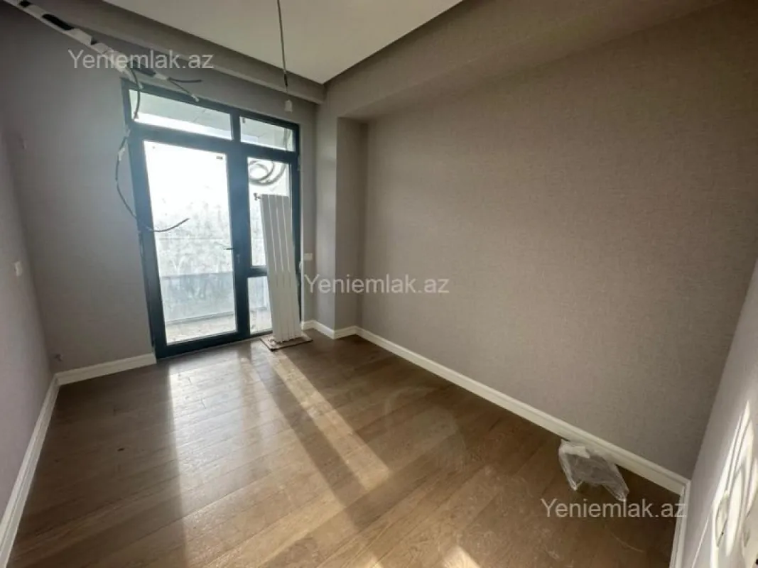 Satılır 3 otaqlı yeni tikili 84.3 m²