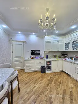 Satılır 3 otaqlı yeni tikili 144 m²