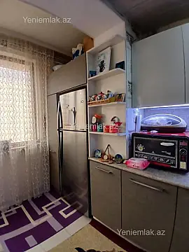 Satılır 2 otaqlı köhnə tikili 70 m²