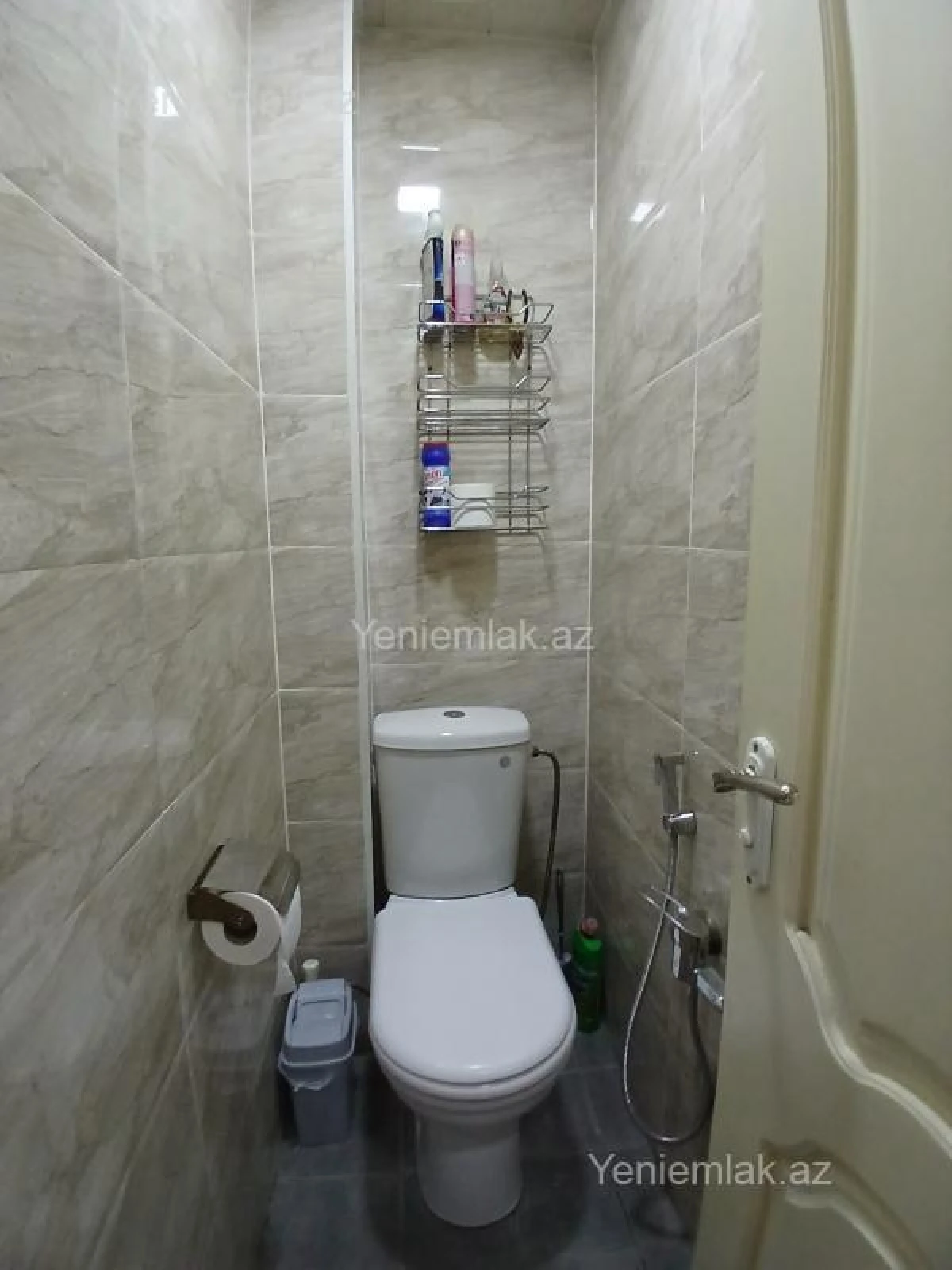 Satılır 2 otaqlı köhnə tikili 70 m²