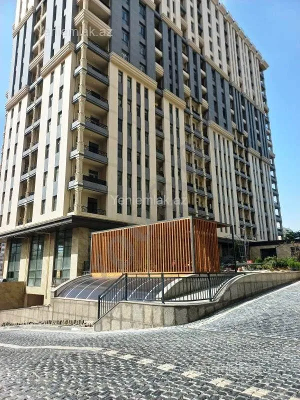 Satılır 3 otaqlı yeni tikili 114 m²