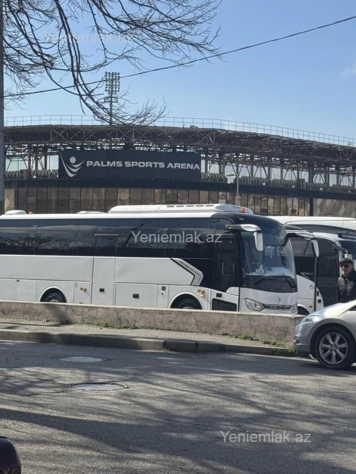 Satılır 2 otaqlı köhnə tikili 65 m²