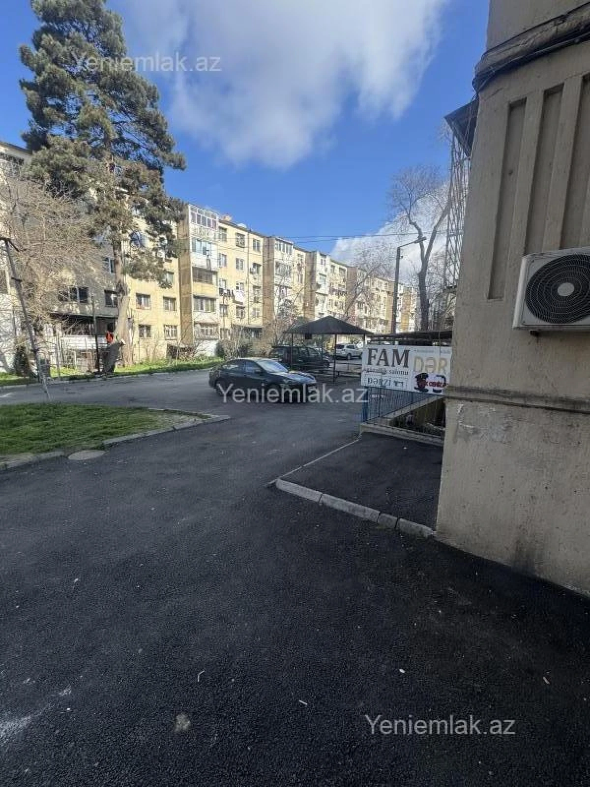 Satılır 2 otaqlı köhnə tikili 65 m²