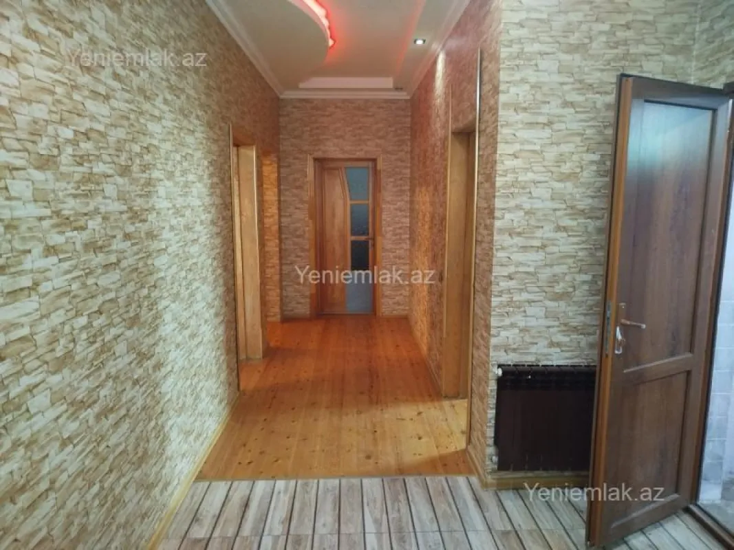 Satılır 4 otaqlı həyət evi 117 m²