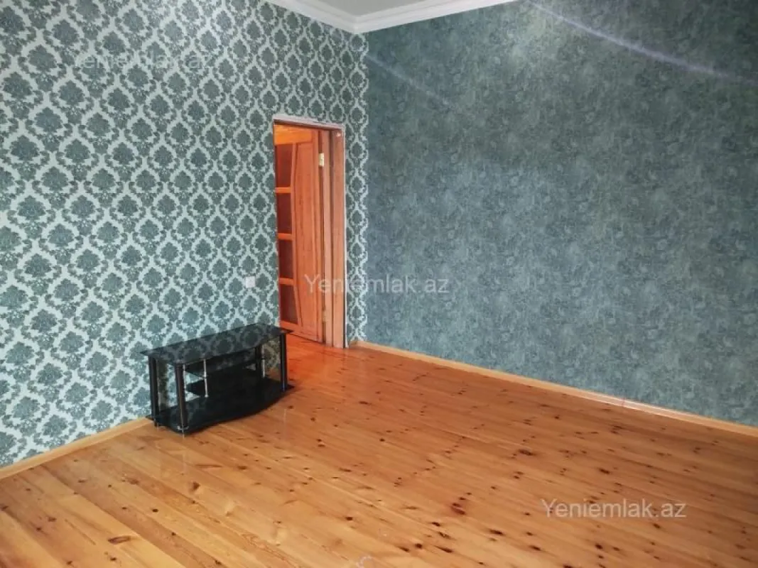 Satılır 4 otaqlı həyət evi 117 m²