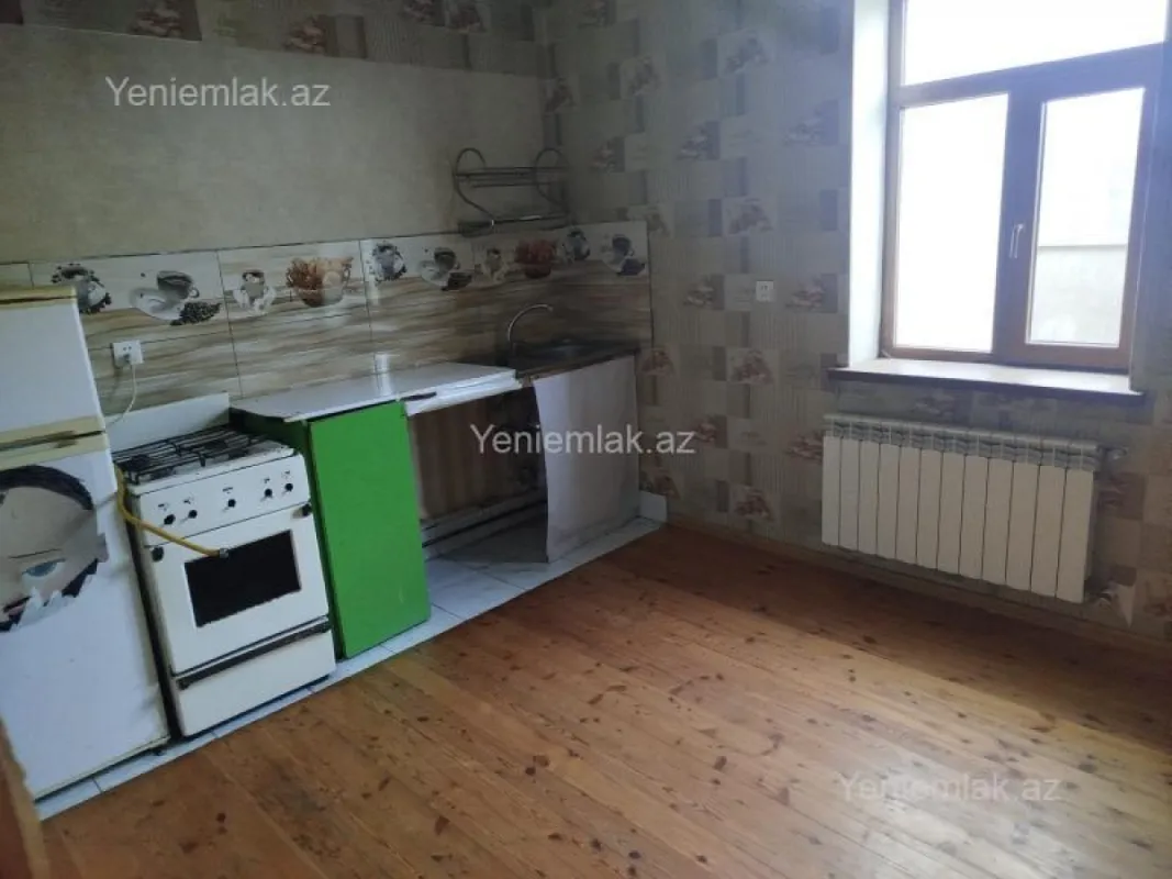 Satılır 4 otaqlı həyət evi 117 m²