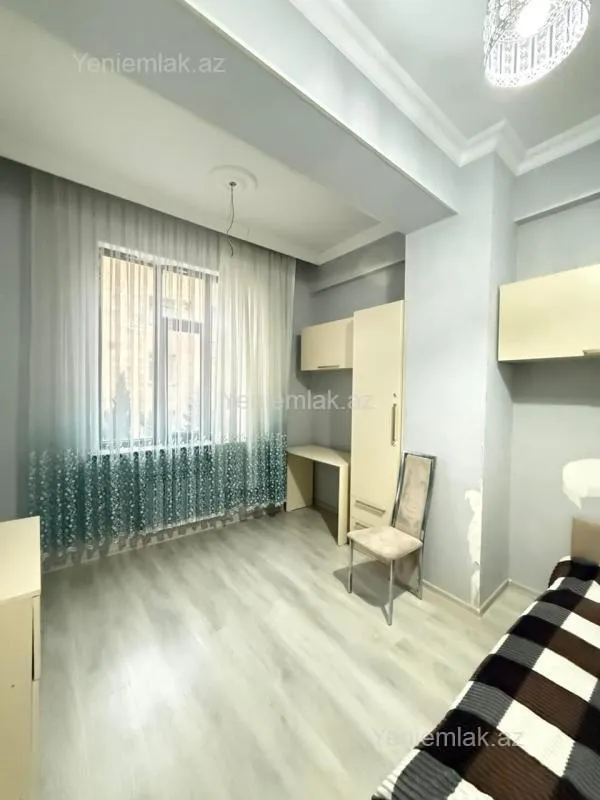 Satılır 3 otaqlı yeni tikili 96 m²