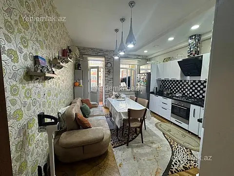 Satılır 3 otaqlı yeni tikili 136 m²