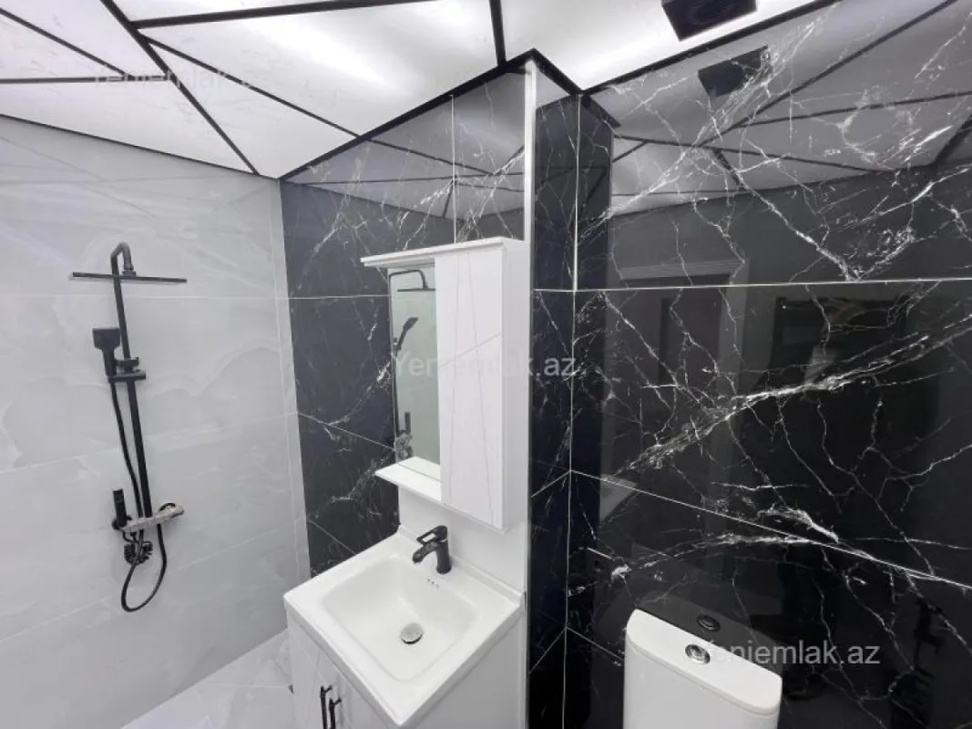 Satılır 3 otaqlı yeni tikili 90 m²